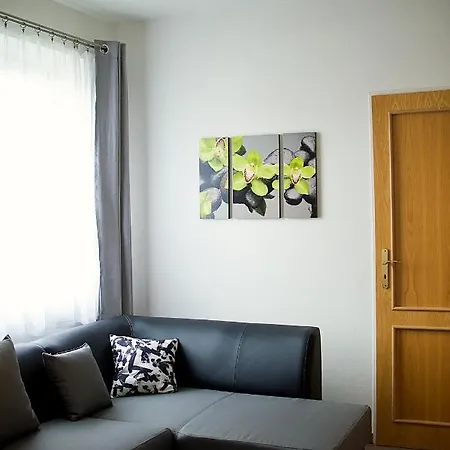 Samont Hotel apartamentowy 4*