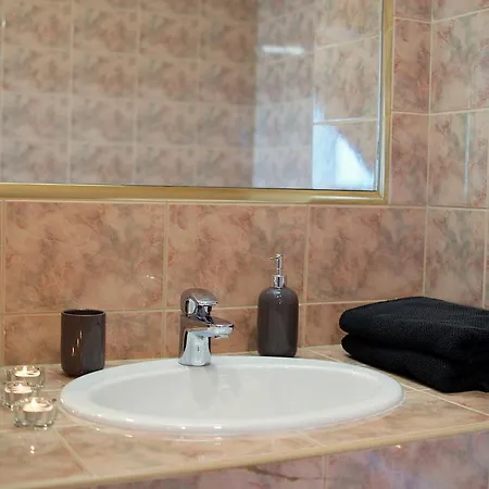Samont Hotel apartamentowy 4*