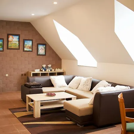 Samont Hotel apartamentowy 4*